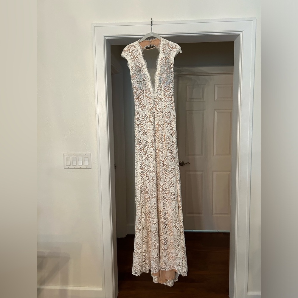 JOVANI LACE WHITE RHINESTONE GOWN BRIDAL PROM RHINESTONE DRESS FORMAL HOMECOMING